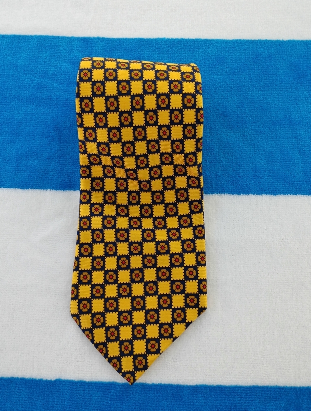 Robert Talbott Silk Tie Wilmington Store Hand Sewn 59x4" Made In USA Yellow Blue